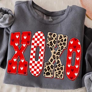 Preppy XOXO Valentine Glitter Png Mamma Leopard Rutigt Hjärta Kärlek Var Min Retro Penseldrag Kokett Kristen Jesus Vday Digital Konst bild 6