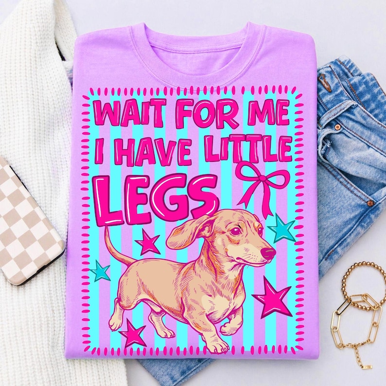 Vänta på mig, jag har små ben, PNG-tax, sublimeringsdesign, Wiener Dog Mama, digital nedladdning, Doxie Humor, rosa kricka, retro valpkonst bild 8