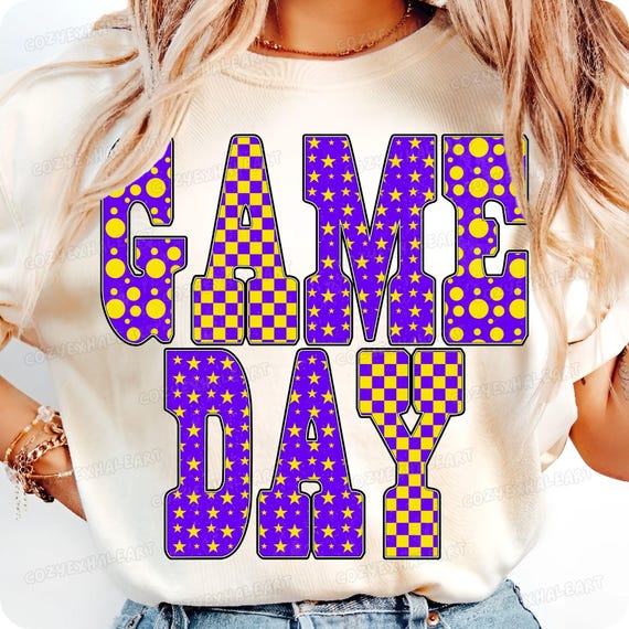 Retro Football Mom Checkered Star Gameday Shirt Design PNG for Sideline Moms and Tailgates