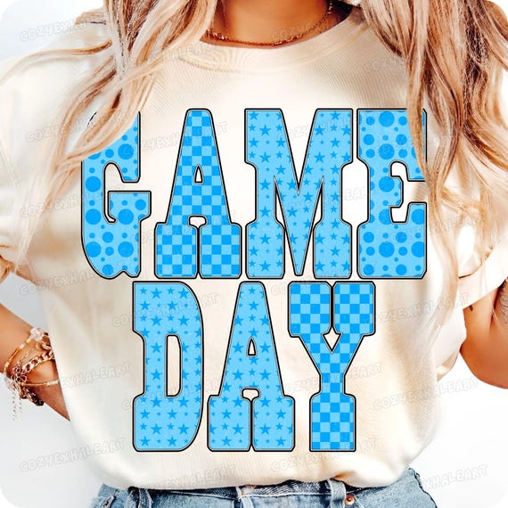 Retro Football Mom Checkered Star Gameday Shirt Design PNG for Sideline Moms and Tailgates