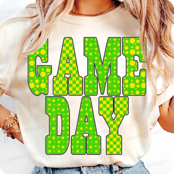 Retro Football Mom Checkered Star Gameday Shirt Design PNG for Sideline Moms and Tailgates