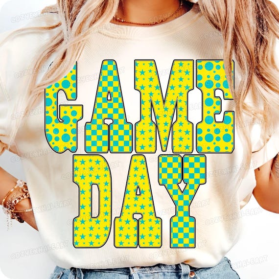 Retro Football Mom Checkered Star Gameday Shirt Design PNG for Sideline Moms and Tailgates