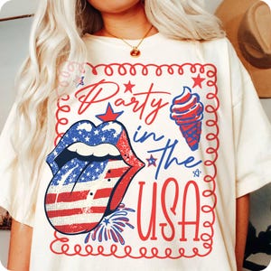 Party In The USA PNG, Coquette 4th of July Sublimation Design, Girly Red White Blue Preppy USA Shirt, Patriotic Retro America PNG