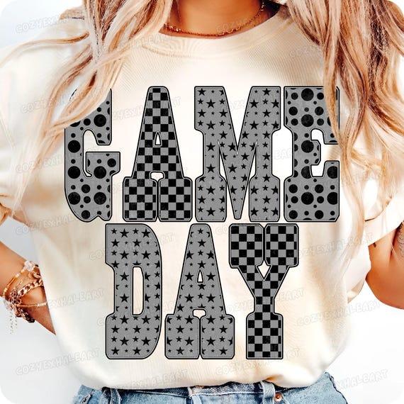 Retro Football Mom Checkered Star Gameday Shirt Design PNG for Sideline Moms and Tailgates