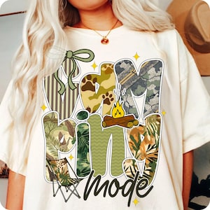 Modo camping PNG / Diseño de camiseta de camping retro / Aventura de verano PNG / Vacaciones familiares PNG / Sublimación de fogata / Vida al aire libre PNG