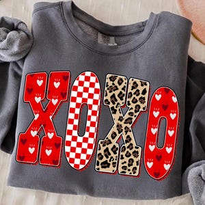 Preppy XOXO Valentine Glitter Png Mamma Leopard Rutigt Hjärta Kärlek Var Min Retro Penseldrag Kokett Kristen Jesus Vday Digital Konst bild 9