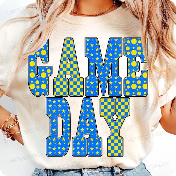 Retro Football Mom Checkered Star Gameday Shirt Design PNG for Sideline Moms and Tailgates