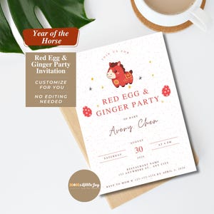 Peut inclure: Invitation de fête « Red Egg & Ginger Party » avec une illustration de cheval rouge. L'invitation comprend les détails de la fête de bébé d'Avery Chen, avec une date du 30 août 2026 et une adresse de restaurant.