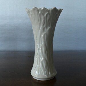 vintage ivory Lenox vase scalloped edge Woodland pattern 1980's Acanthus Texture image 7