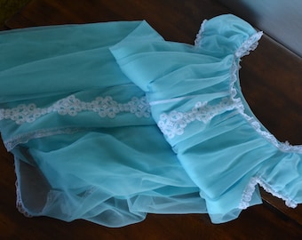 vintage baby blue babydoll nightgown ~ 1970's ~ sz. small ~ Louis George ~ dainty white trim ~ something blue