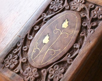 vintage ornately carved teakwood box - floral motif -brass inlay design - hinged  - jewelry box - India - 1970's