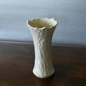 vintage ivory Lenox vase scalloped edge Woodland pattern 1980's Acanthus Texture image 6