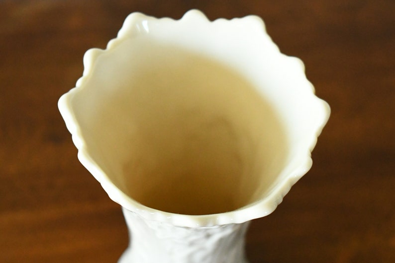 vintage ivory Lenox vase scalloped edge Woodland pattern 1980's Acanthus Texture image 4