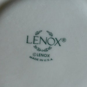 vintage ivory Lenox vase scalloped edge Woodland pattern 1980's Acanthus Texture image 10