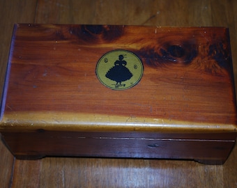 vintage footed cedar jewelry box with Bo Peep Logo - 1950's - Peterson Bros. - 1950's - Midcentury