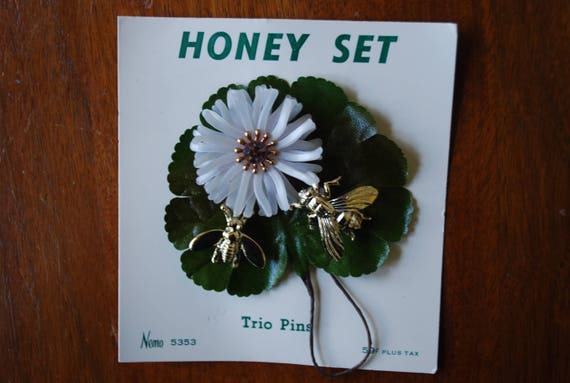 Vintage Nemo Honey Trio Scatter Pins - Flower and… - image 4