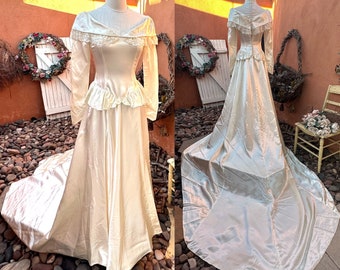 1930s Ivory Liquid Satin Wedding Gown With Train Size S