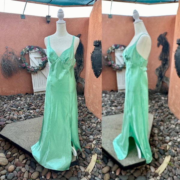 Vintage Fredericks of Hollywood Mint Green Satin Negligee Hollywood Glam Size M