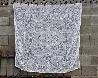 Vintage Light Ivory Soft Floral Lace Tablecloth Finished Edges 56in x 50in