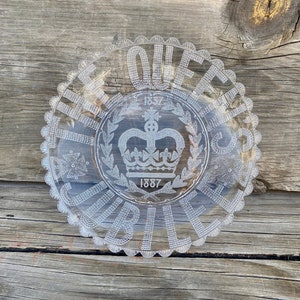 Queen Victoria&#39;s 50th Jubilee 1837-1887 Royal Commemorative Clear Glass Antique Bowl