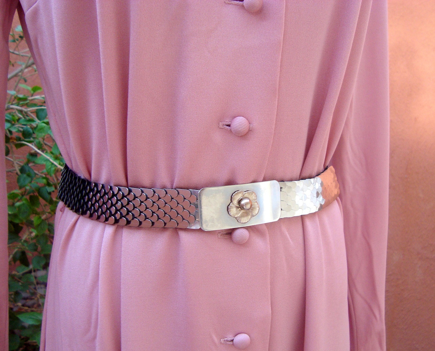 Vintage Silver Fish Scale Metal Stretch Belt Floral Buckle 