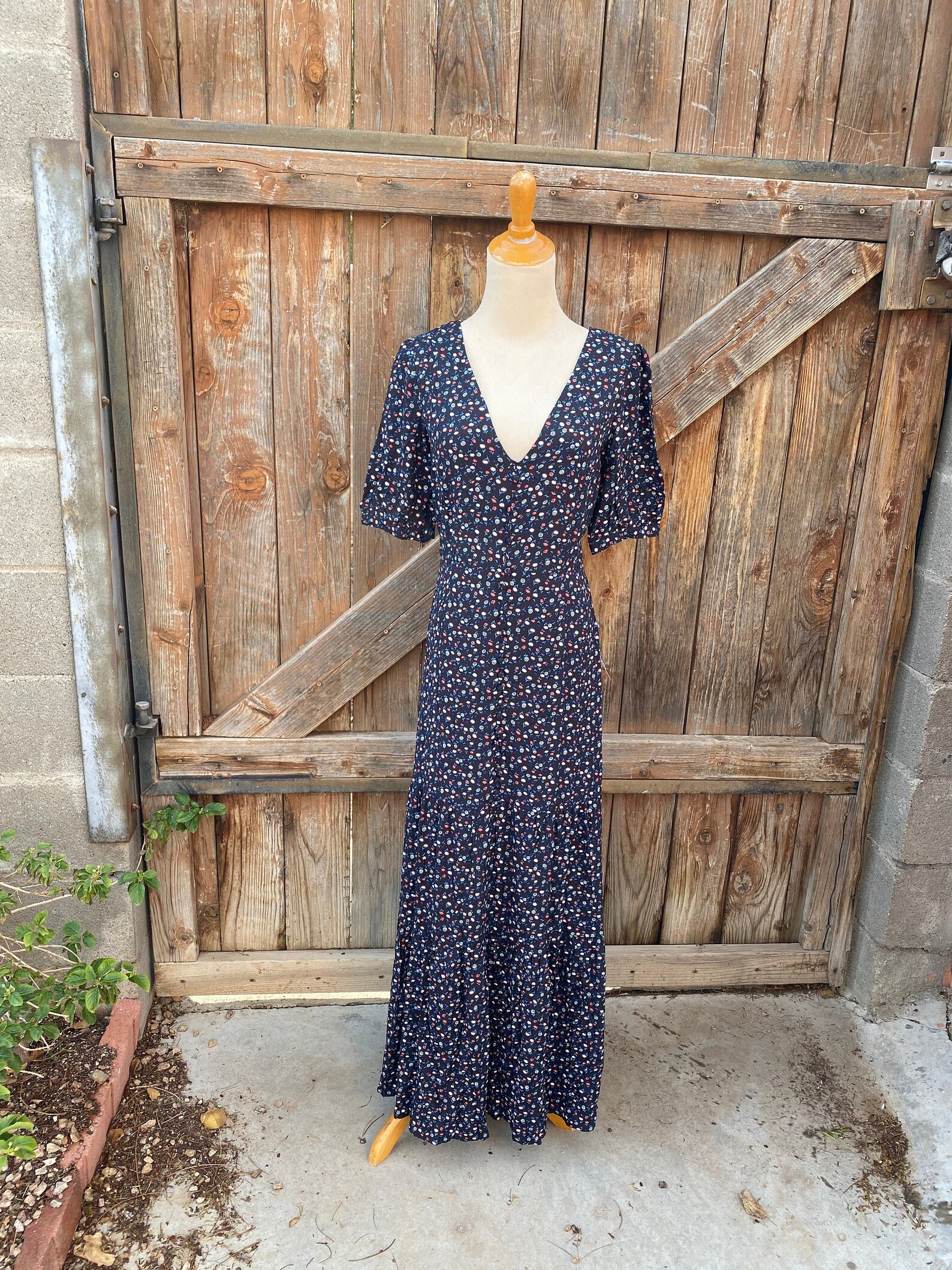 Vintage Floral Print Black Dress - M main image 0