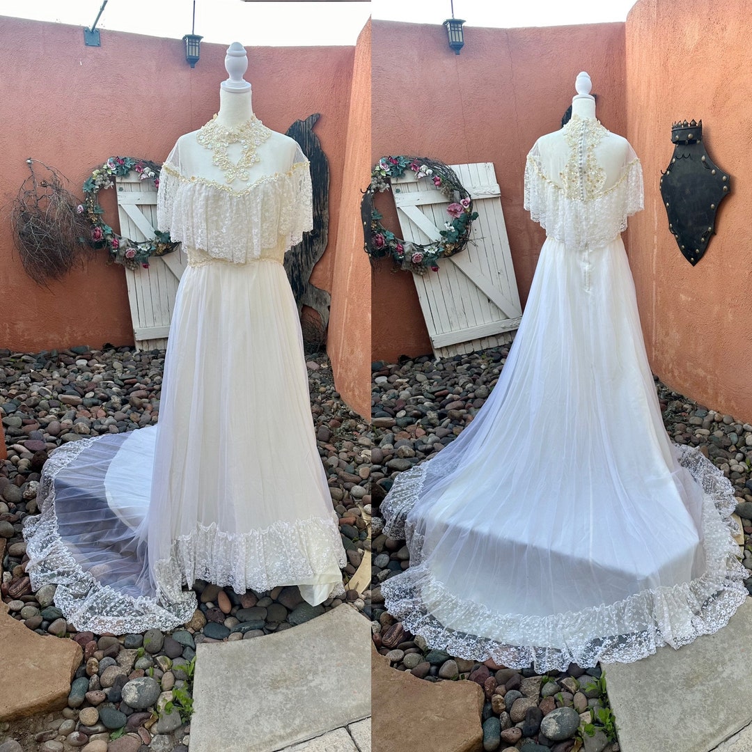 スーツ・フォーマル・ドレス 1970's ivory wedding dress Euro il_1080xN.5852762966_7sji.jpg