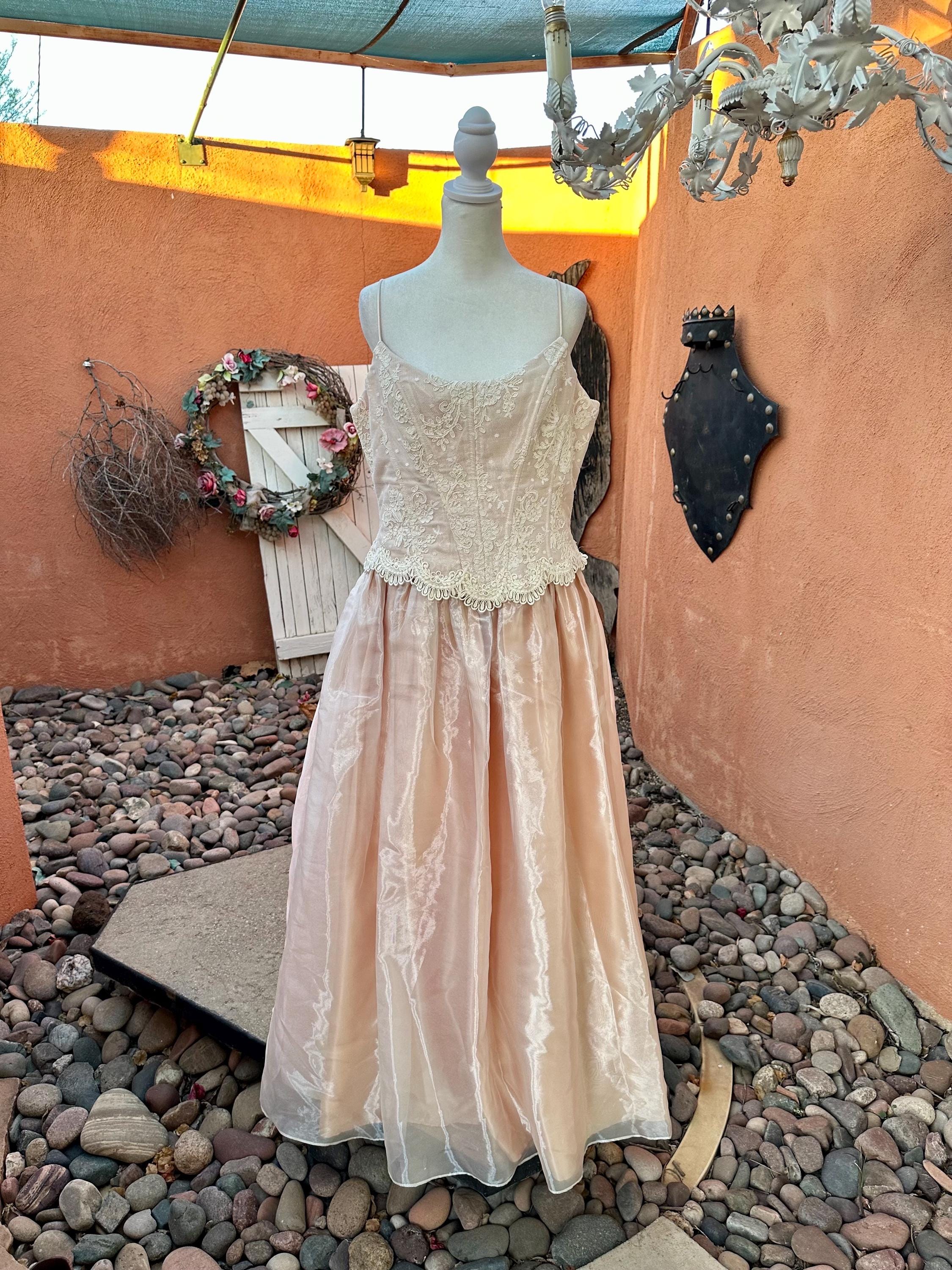 90s Jessica Mcclintock Golden Peach Boned Bodice Fit N Flare Gown