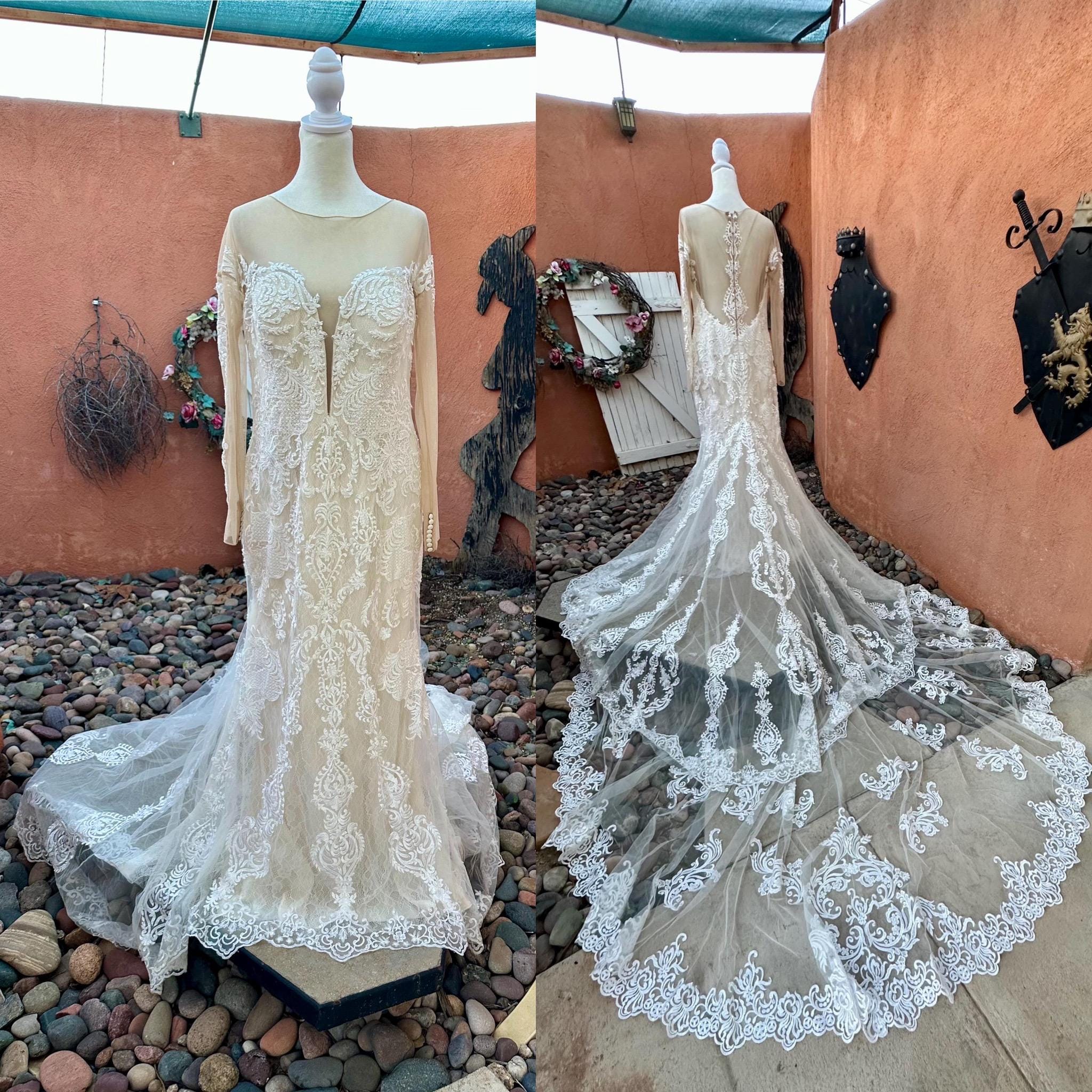 lace bow wedding dress D467B | Snow White Bow
