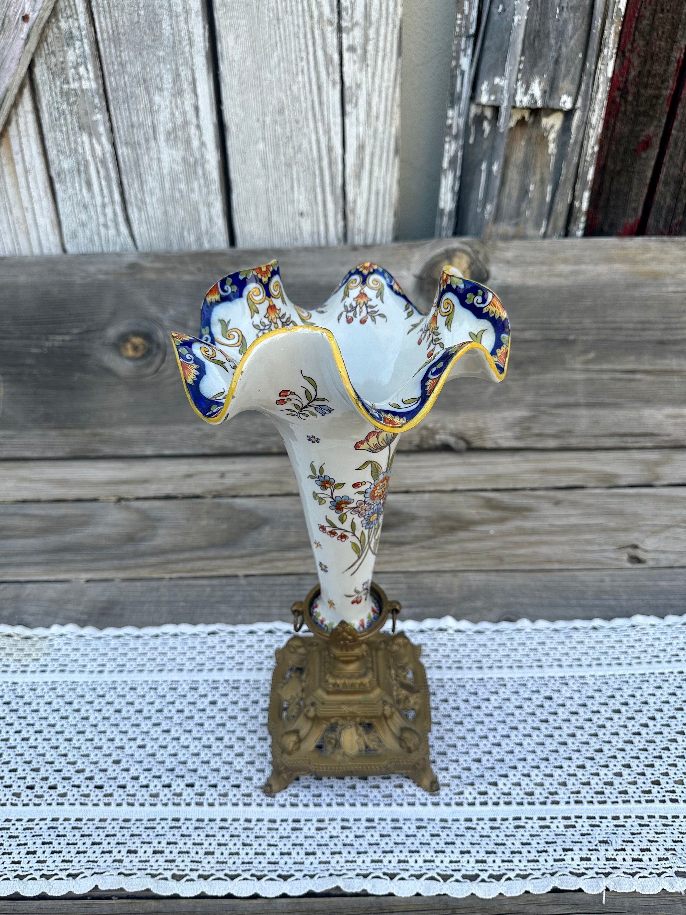 古銅 仏具 花立 花器 亀甲文様 蓮台 大型 約24cm 骨董 アンティーク」 Antique C1900 French Faience Trumpet Vase Mounted on Ornate Bronze