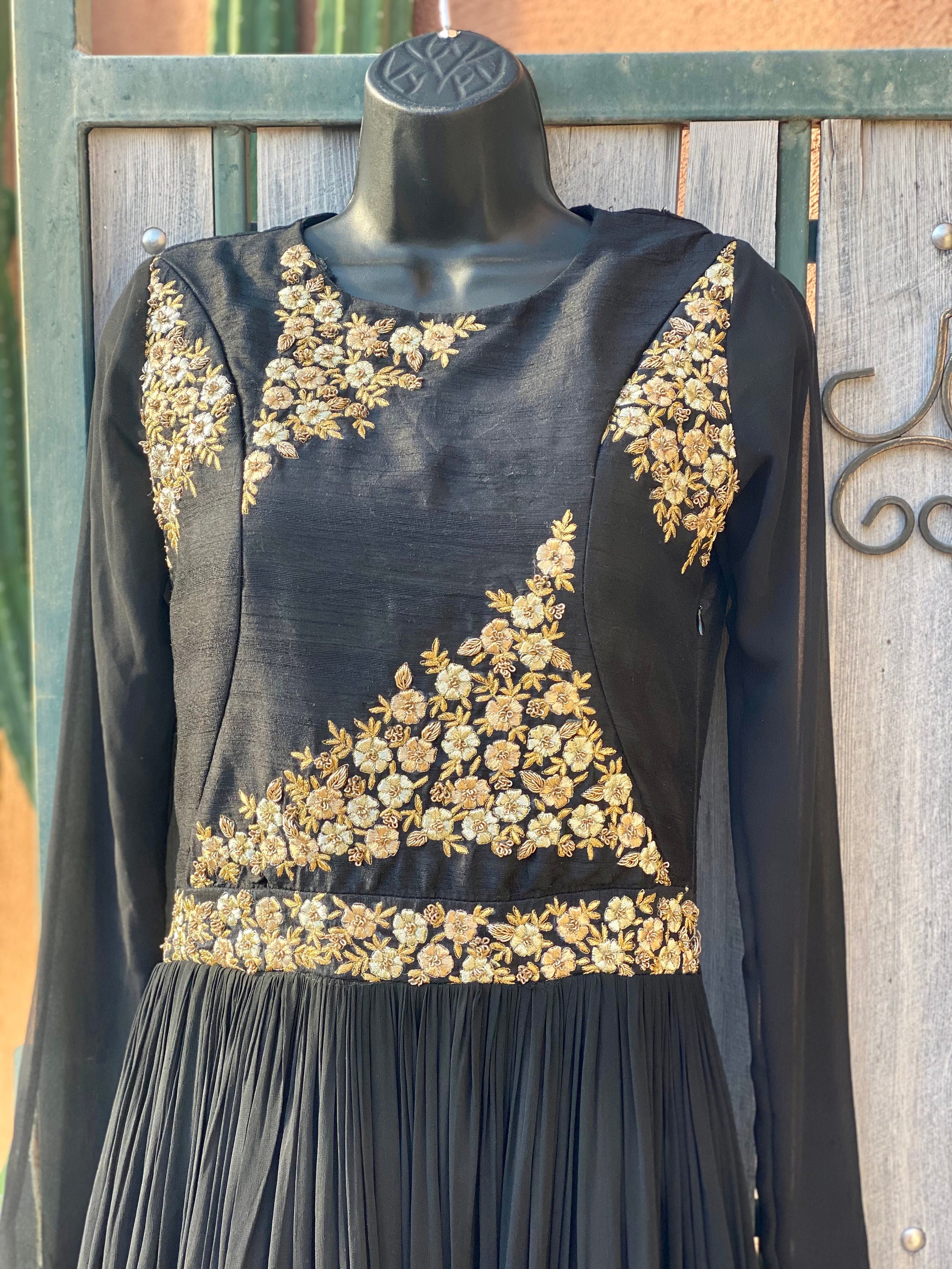black and gold chiffon dress Women's Good As Gold Chiffon Ruffle Mini Dress in Black Print