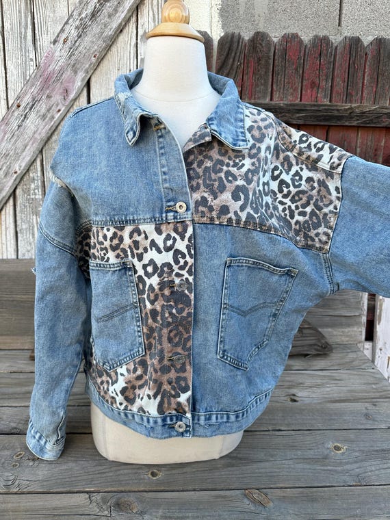 希少✨80s90s ヴィンテージ　デニムベスト　豹柄　レオパード　Levi's 80s Vintage Distressed Denim Jacket Leopard Print Patches Size L