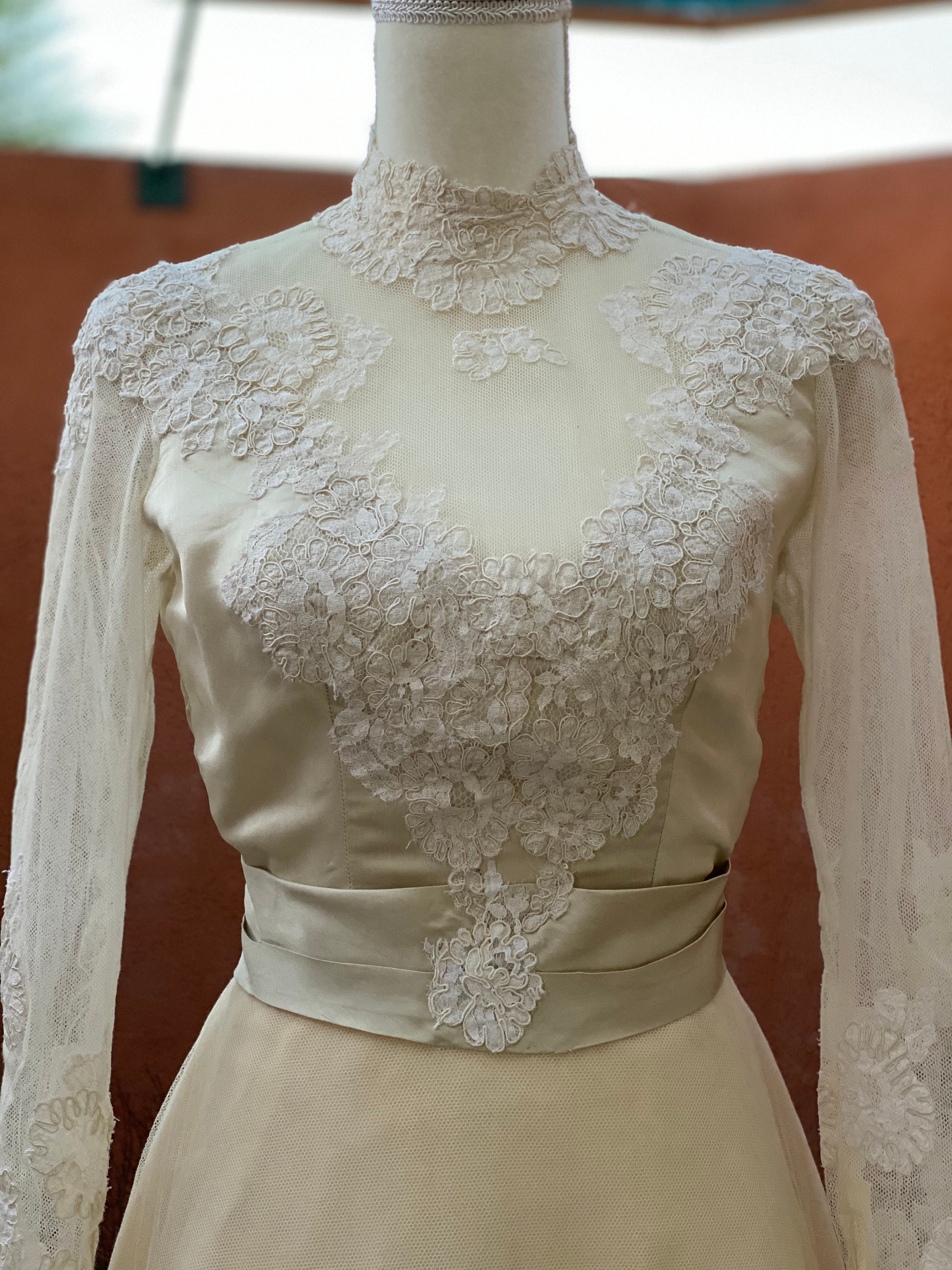 Vintage Victorian Ivory Beige Wedding Gown White Lace | Etsy