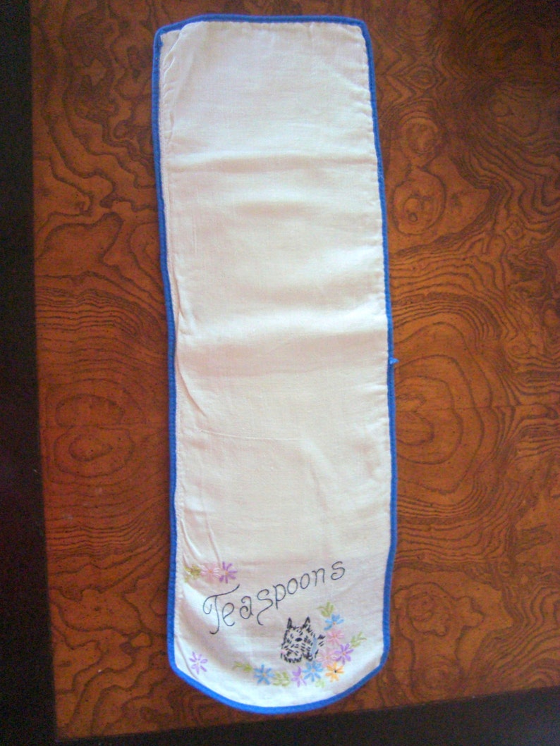 Midcentury Vintage Linen Embroidered Teaspoon Cutlery Holder for 12 Spoons