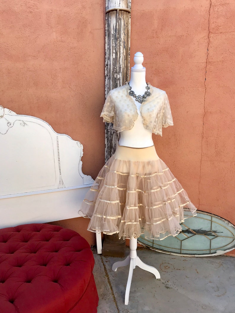 1950s Beige Double Layer Tulle Tea Length Crinoline Petticoat Full Circle Size M
