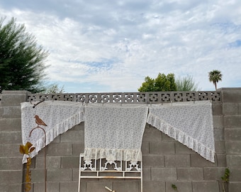 Vintage Matching Set of 3 Light Ivory Lace Curtain Panels With Swags