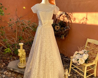 1950s White Lace & Satin Floor Length Ball Or Wedding Gown From Historic Bordello Estate Size M-L