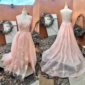 Vintage Pink Chiffon Overlay Wedding Gown With Lace Train Sheer Illusion Neckline Size S