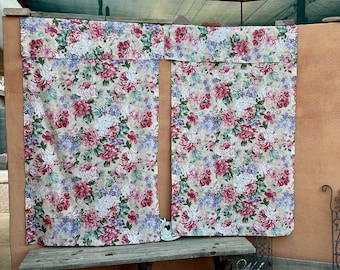 90s Vintage 3 Piece Shabby Chic Floral Curtain Set Panels n Valance