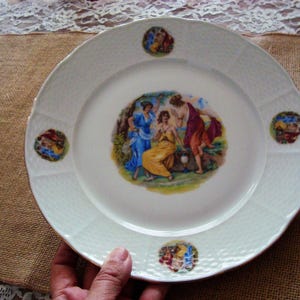 Three Maidens Cameos Vintage T K Thun Czechoslovakia Fragonard 45 Porcelain Plate 10&quot;
