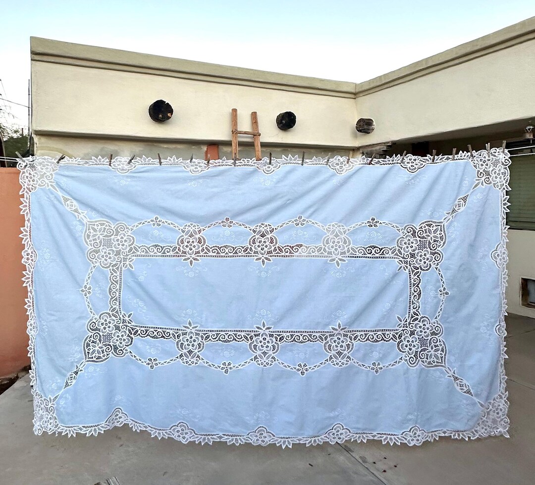 Vintage Handmade Light Blue N White Battenburg Lace Centerpiece ...
