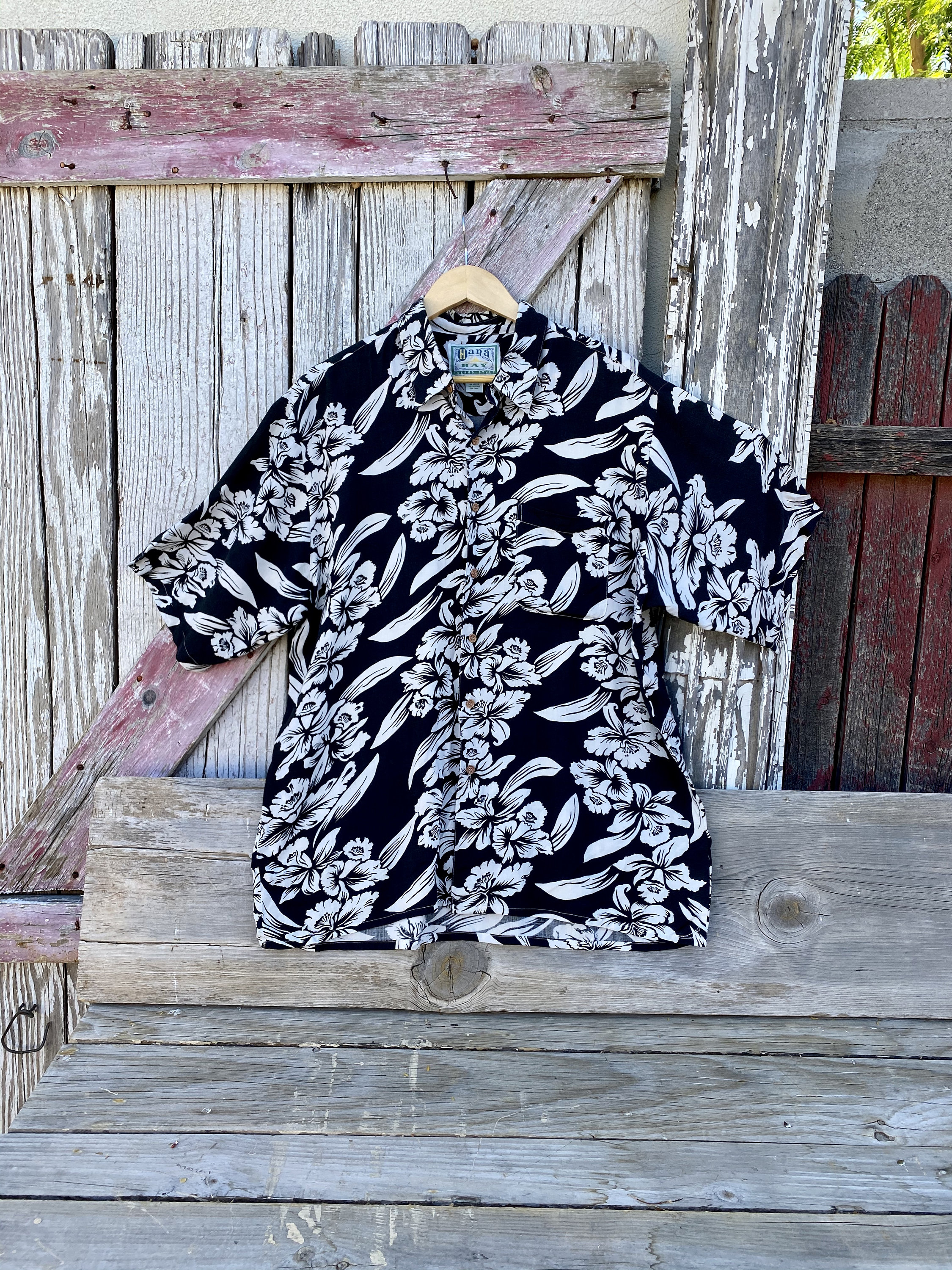 Vintage Hana Bay Island Style Hawaiian Shirt Versatile Black