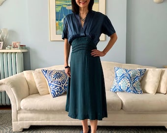 Gorgeous late 1930s-early 40s dress