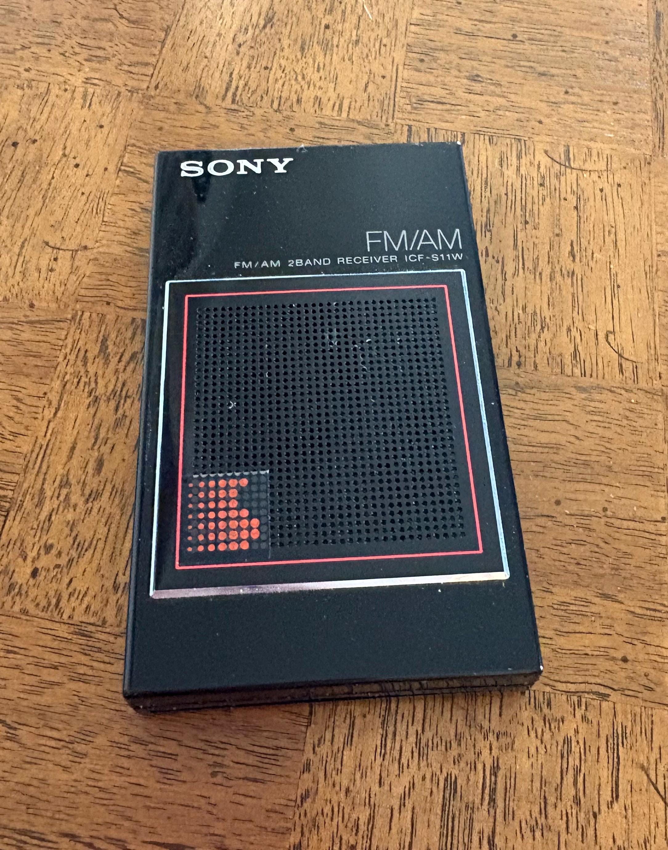 Sony Icf-s11w FM/AM 2 Band Receiver Radio Vintage 1984 - Etsy