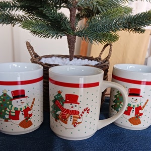 Set of 3 Vintage Christmas Snowman/Bear Mugs