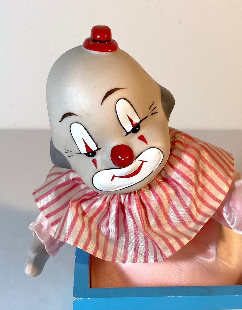 Vintage Hand Painted Porcelain Moveable Clown Music Box