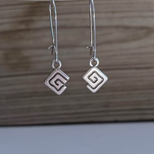 Zilveren Griekse sleuteloorbellen, sieraden, etnische Griekse oorbellen, hypoallergene zamak en roestvrij staal, cadeau voor haar, gemaakt in Griekenland