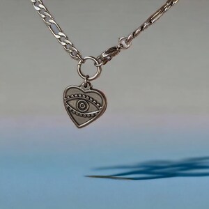 Collier Cœur Avec œil Grec Bleu – Chaîne Inox Réglable 45-50 Cm – Amulette Porte-bonheur – Cadeau Homme/femme