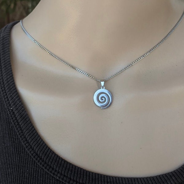 Collier pendentif spirale en acier inoxydable