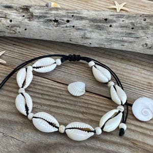 Armband kauri-schelp - Strandarmband - cadeau voor haar -